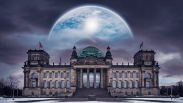 das beitragsbild das den reichstag in berlin unter 8KxdbYC4SLGZKAVR6SJM8A ZD0ISvqeSx6G5JpB6aJrLQ