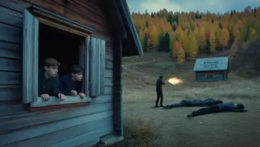 a photograph of a solitary wooden cabin IC4VQ4HRwCBY98LzPUFug aSGmFe8PQ1W0hwEkQSlQWw
