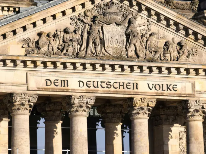 Liegt die Alleinherrschaft der AfD im Bereich des Möglichen?